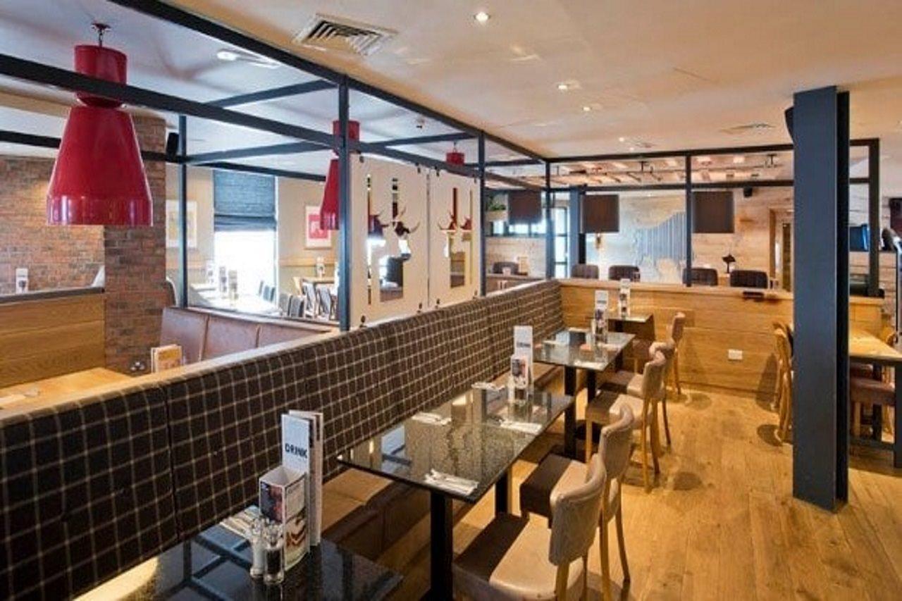 Premier Inn Stirling City Centre Eksteriør bilde