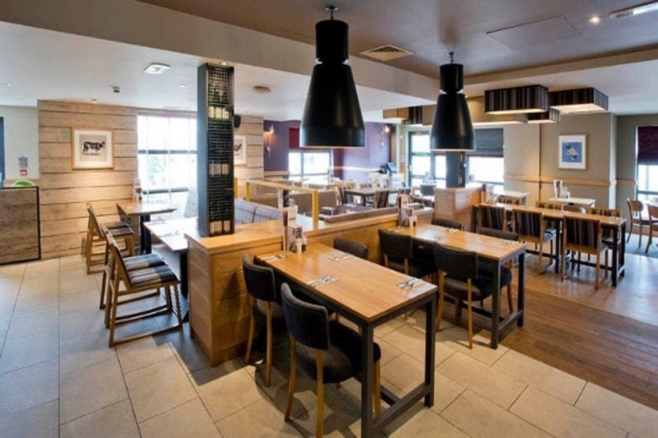 Premier Inn Stirling City Centre Eksteriør bilde
