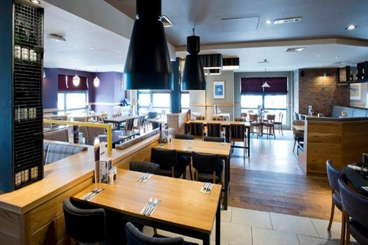 Premier Inn Stirling City Centre Eksteriør bilde